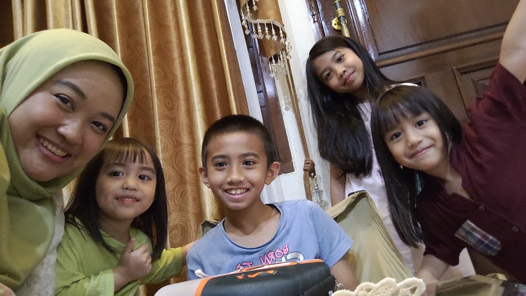 Kegiatan belajar Putri Rahayu