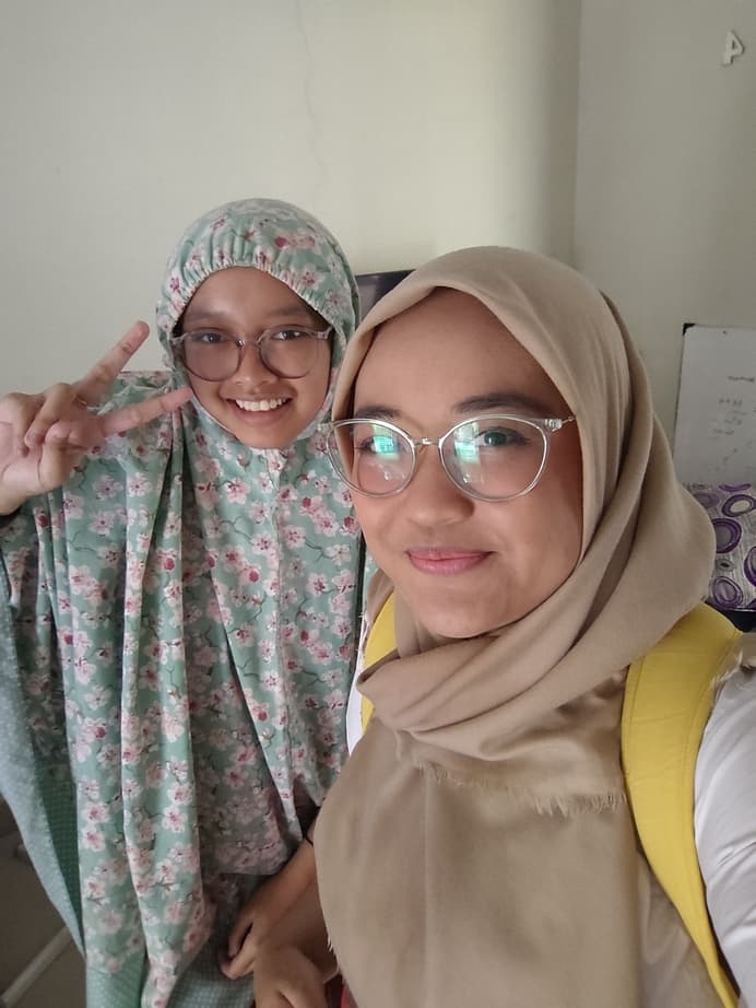 Kegiatan belajar Putri Rahayu